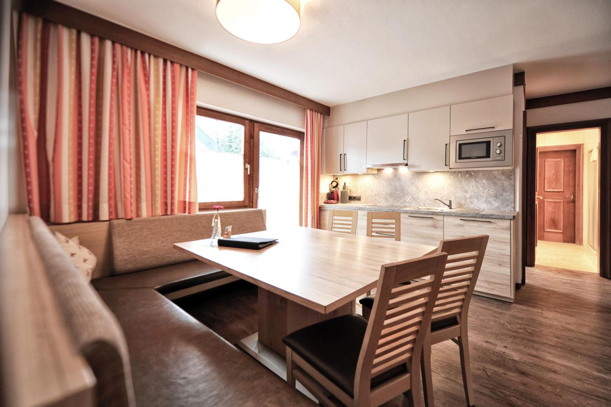 Haus Enzian Apartment Fiss Luaran gambar